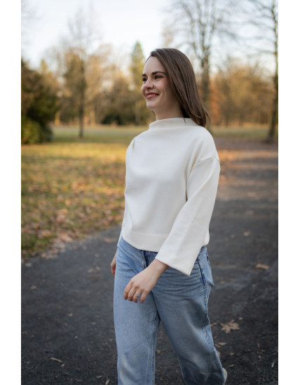 MINIMALISTICKÁ HALENKA JACKIE