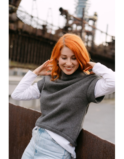 FLEECE VESTA Z BIOBAVLNY