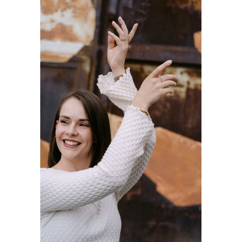 ŽAKÁROVÁ HALENKA BELLA