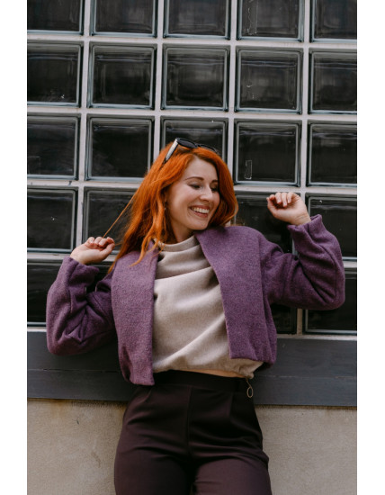 VLNĚNÝ BOMBER CROP